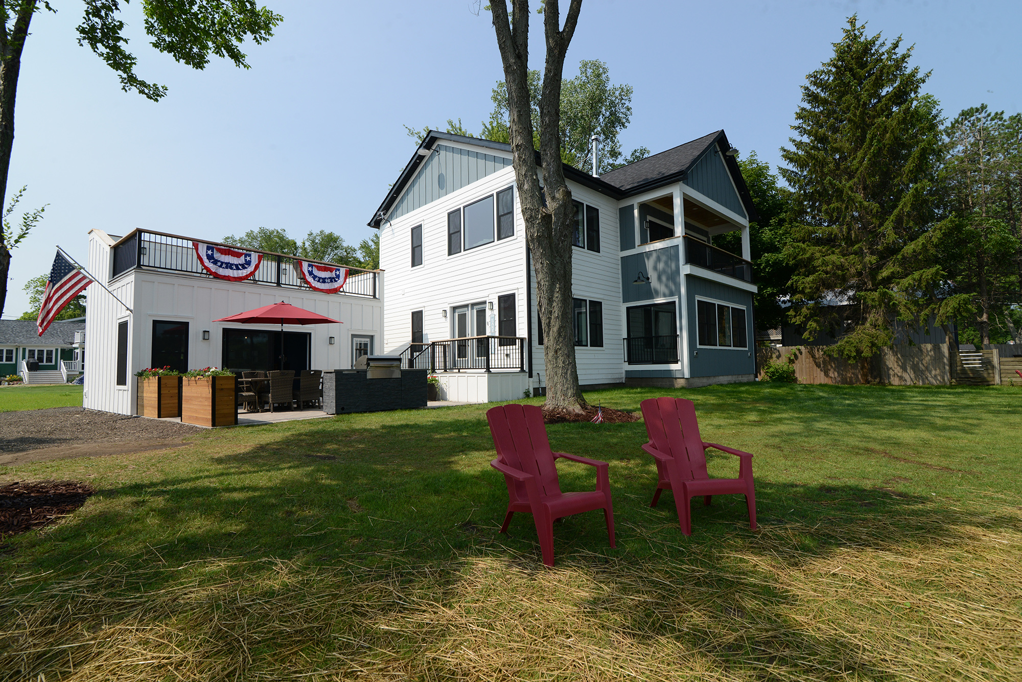 Rent a Lake Delavan 4 Bedroom Luxurious Vacation Home